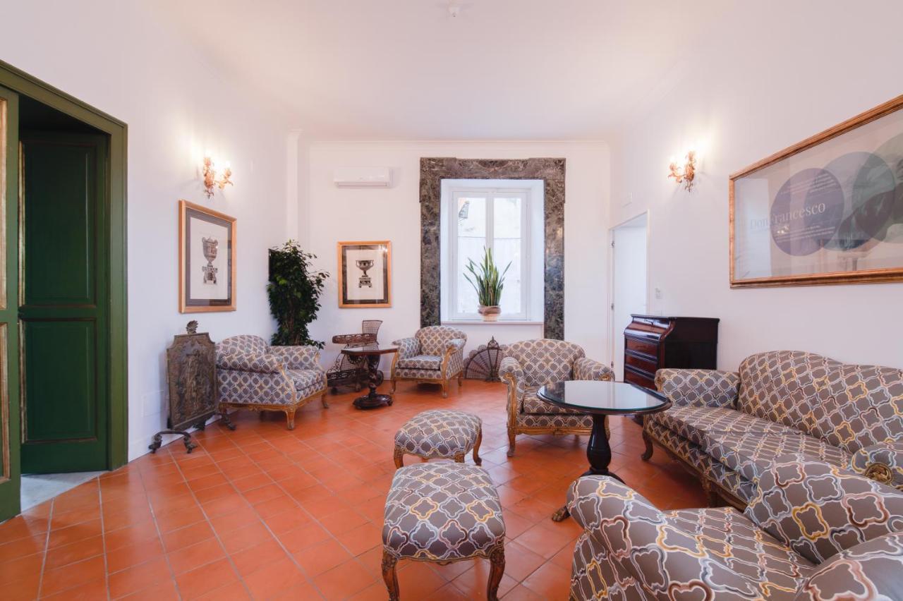 Palazzo Marigliano - Serviced Apartments Napoli Eksteriør bilde